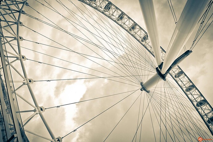 London_Eye_From_Beneath_by_Fernando_García.jpg
